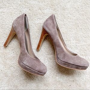 Banana Republic Jacky Pumps Size 8